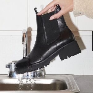 Freda Salvador Brooke Rain Resistant Boot